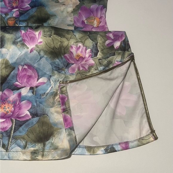 EUC Traditional Chinese Dress Mini Green with Embroidered Purple Flowers Small - Picture 4 of 9